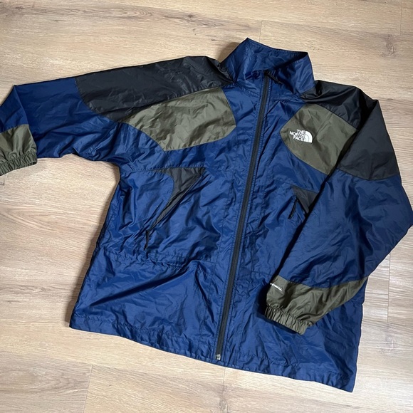 Women’s North Face TNFX Jacket - Picture 2 of 7